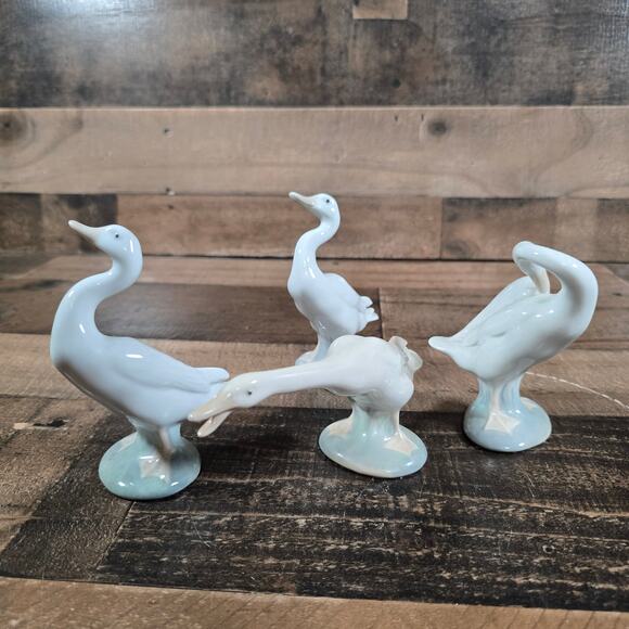 Lladro Little Duck Figurines - Set of 4 - Perfect Condition! - Picture 2 of 16